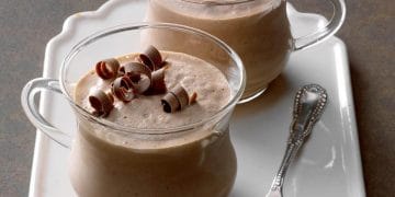 Top 9 recipes of coffee smoothies with fruits and berries