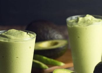 Top 5 avocado smoothie recipes for weight loss