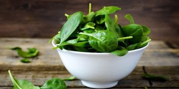 Top 5 spinach smoothie recipes for weight loss